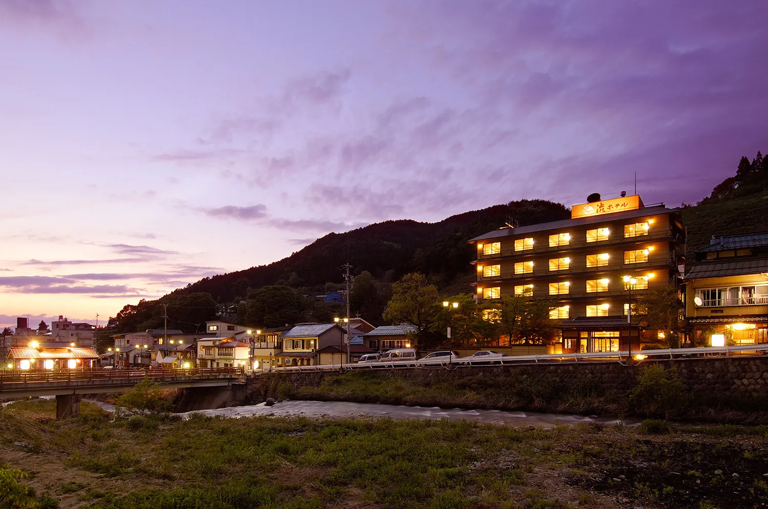 信州 渋温泉の宿 渋ホテル 外観